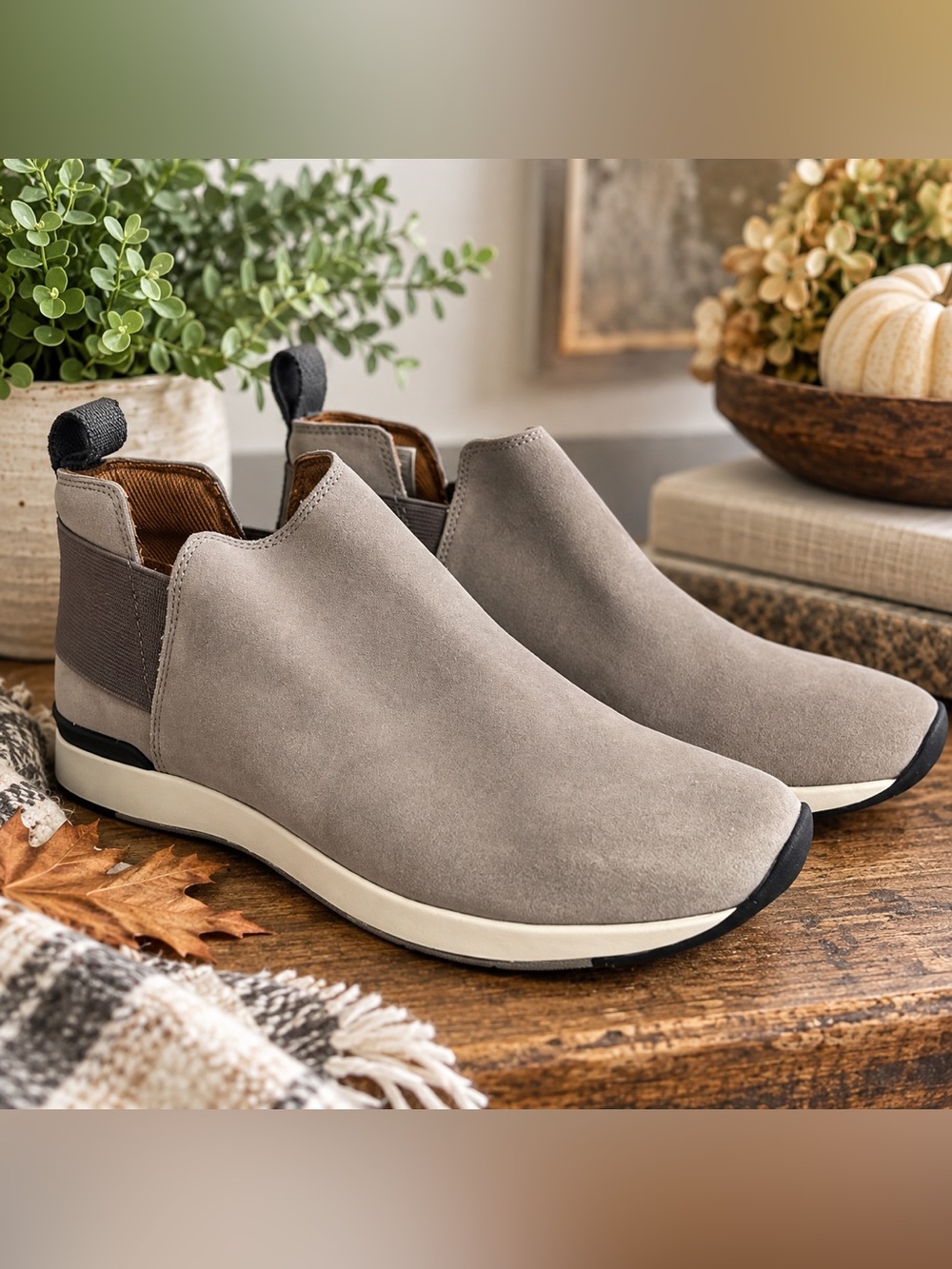 Vionic CeCe Gray Suede Slip On Ankle Boots Women's 7.5 M Comfort Booties